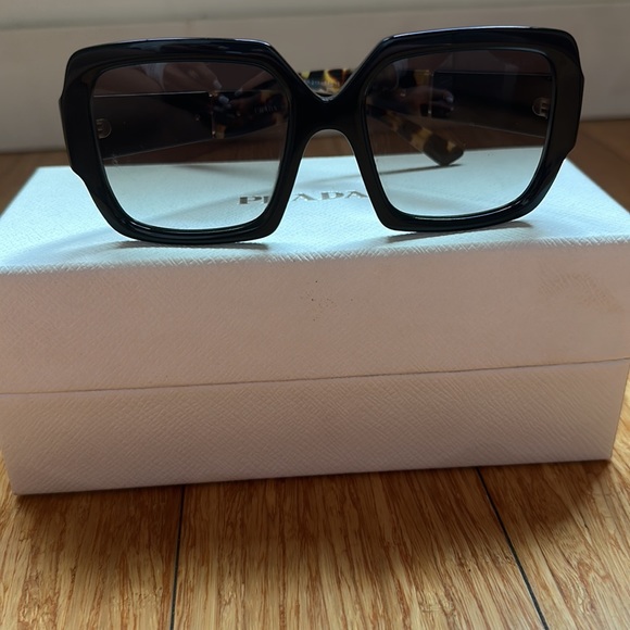 Selling partially used Prada Sunglasses. In good condition. - Picture 3 of 7
